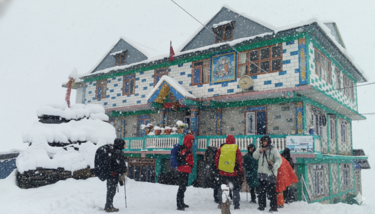 Manaslu Circuit Trekking